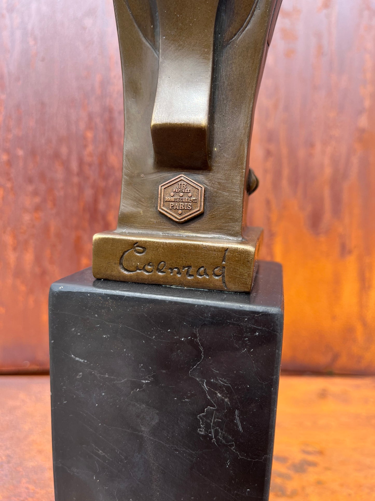 J. Coenrad - Uil - Art Deco
