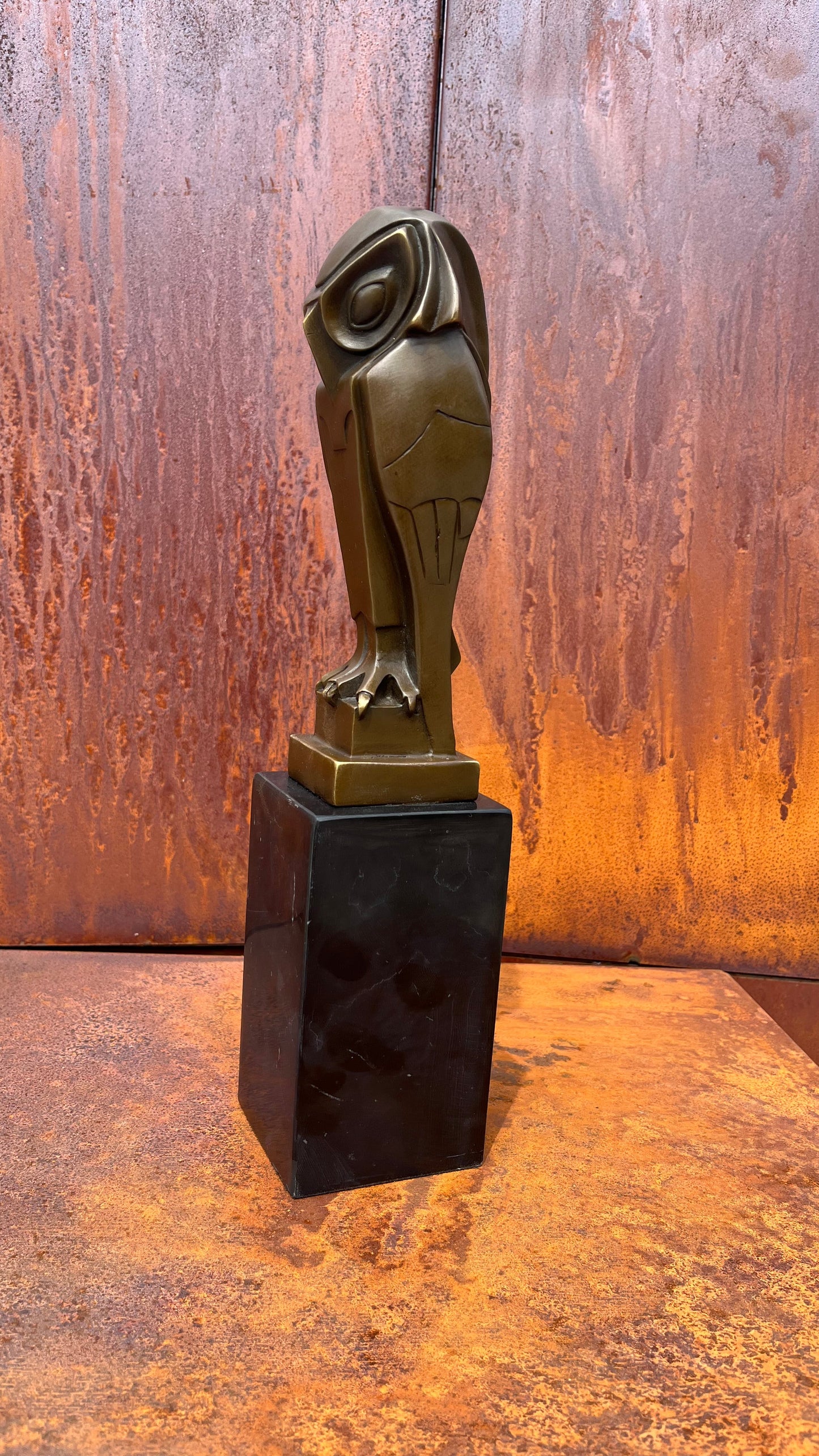 J. Coenrad - Uil - Art Deco