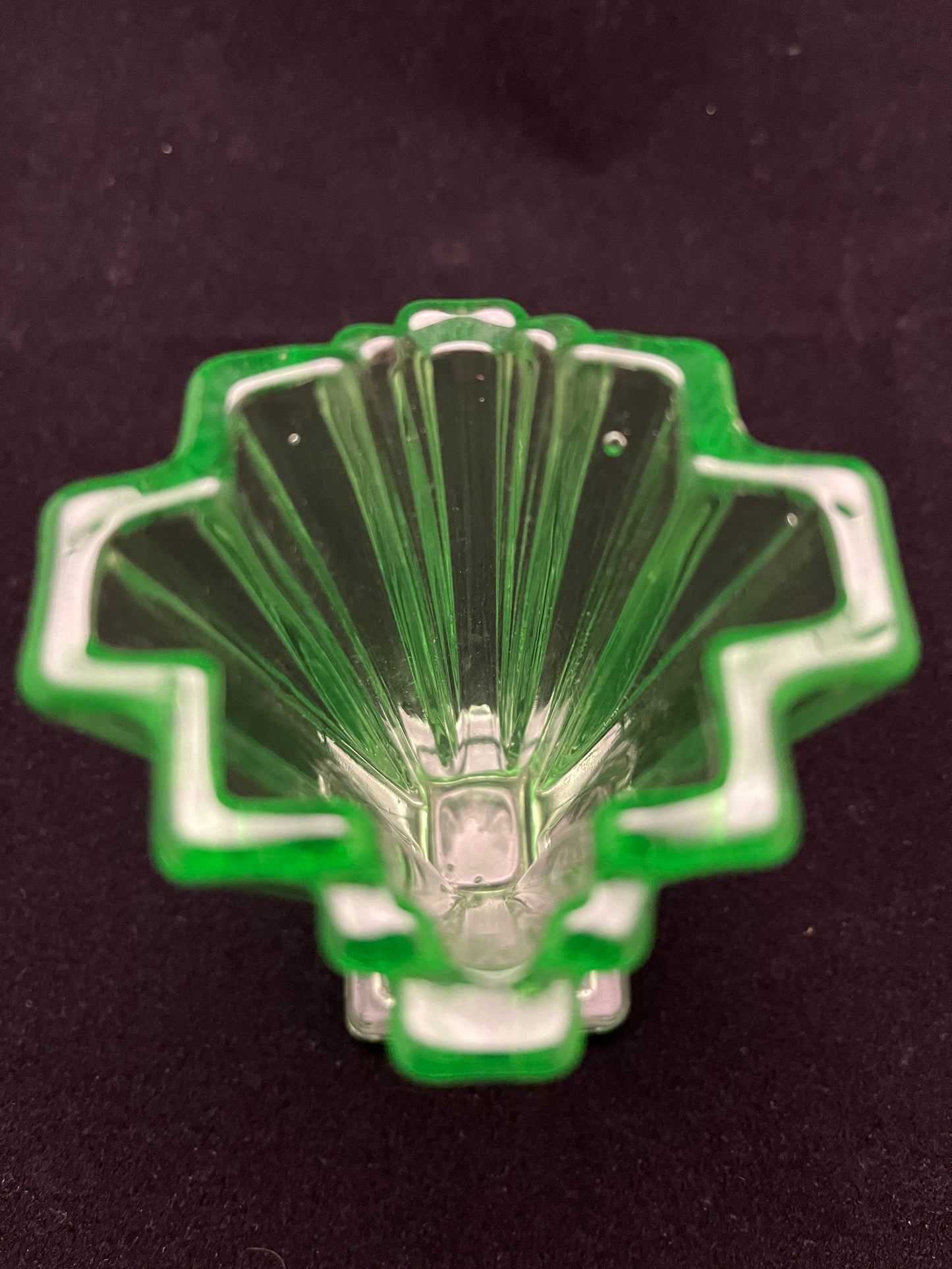 vase uranium