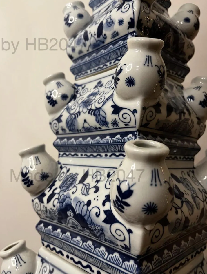 Delfts Blauwe Tulpenvaas 🌷 – 8 Etages - 23 Openingen