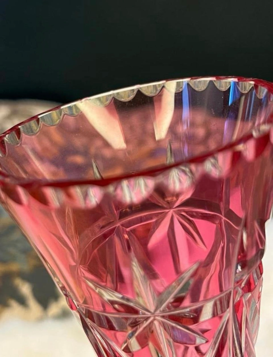 Val Saint Lambert Kelkvaasje - Roze Boheems Kristal Jaren 60