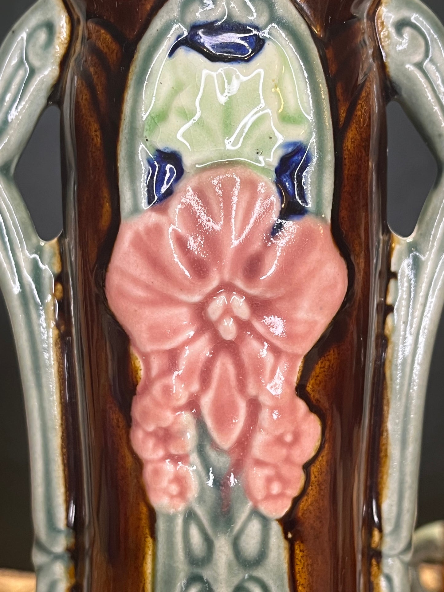 Waechtersbacher Jugendstil Kaststel 3-delig - Majolica Cache Pot & Vazen ca. 1900