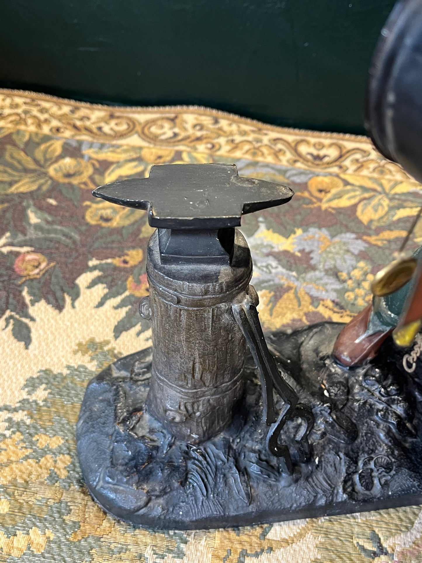 Vintage Klokkenmannetje uit het Zwarte Woud - Klokkenmaker met Koekoeksklokken