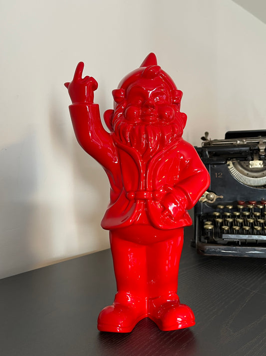 Rebel Kabouter Sculptuur – Polystone Tuinbeeld Statement Piece